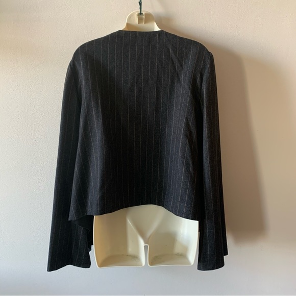 NEW Armani Collezioni Cape Blazer (QQ) - Picture 10 of 11